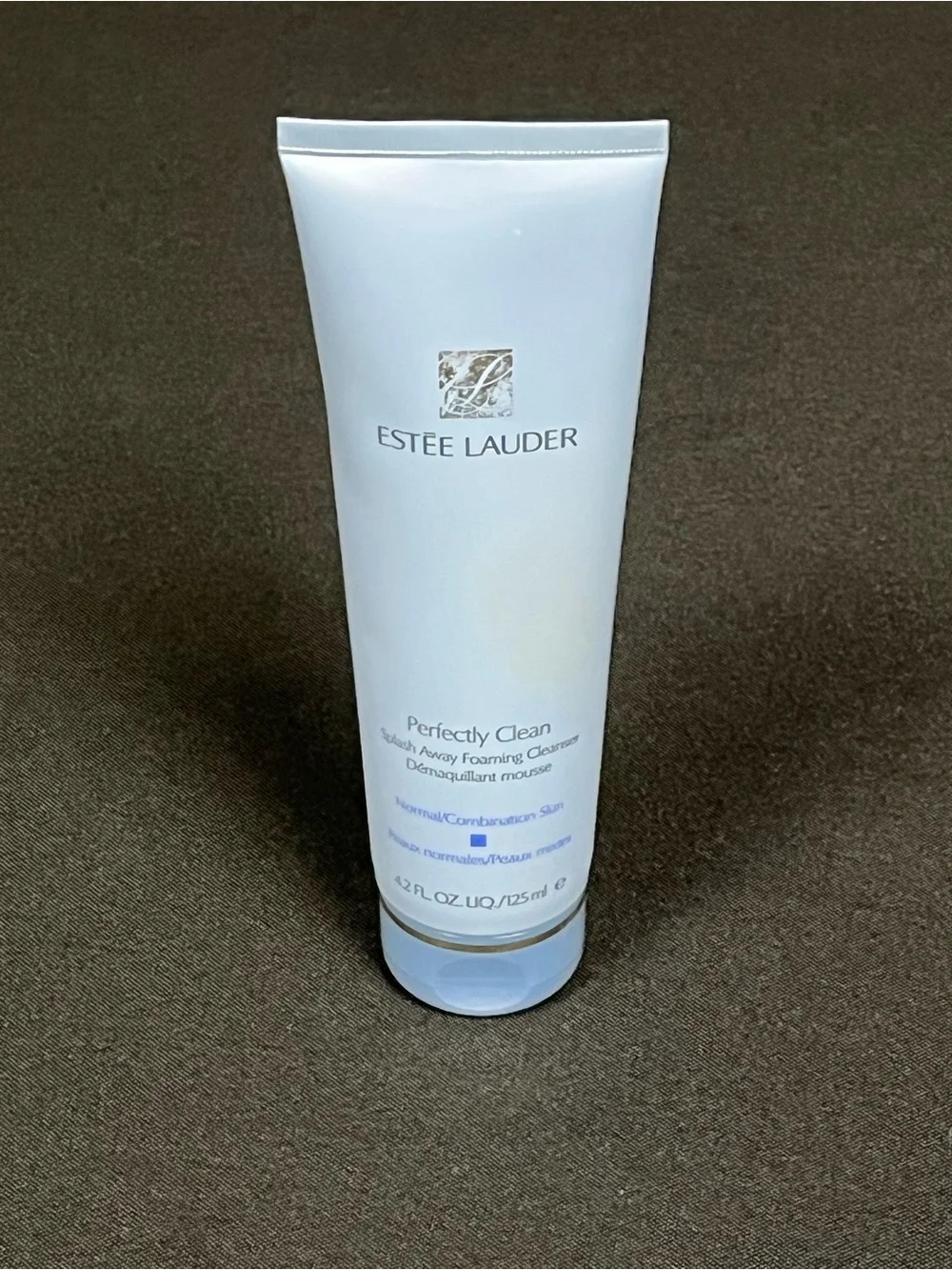 Estée Lauder Perfectly Clean Splash-Away Foaming Cleanser 4.2 oz – New & Sealed
